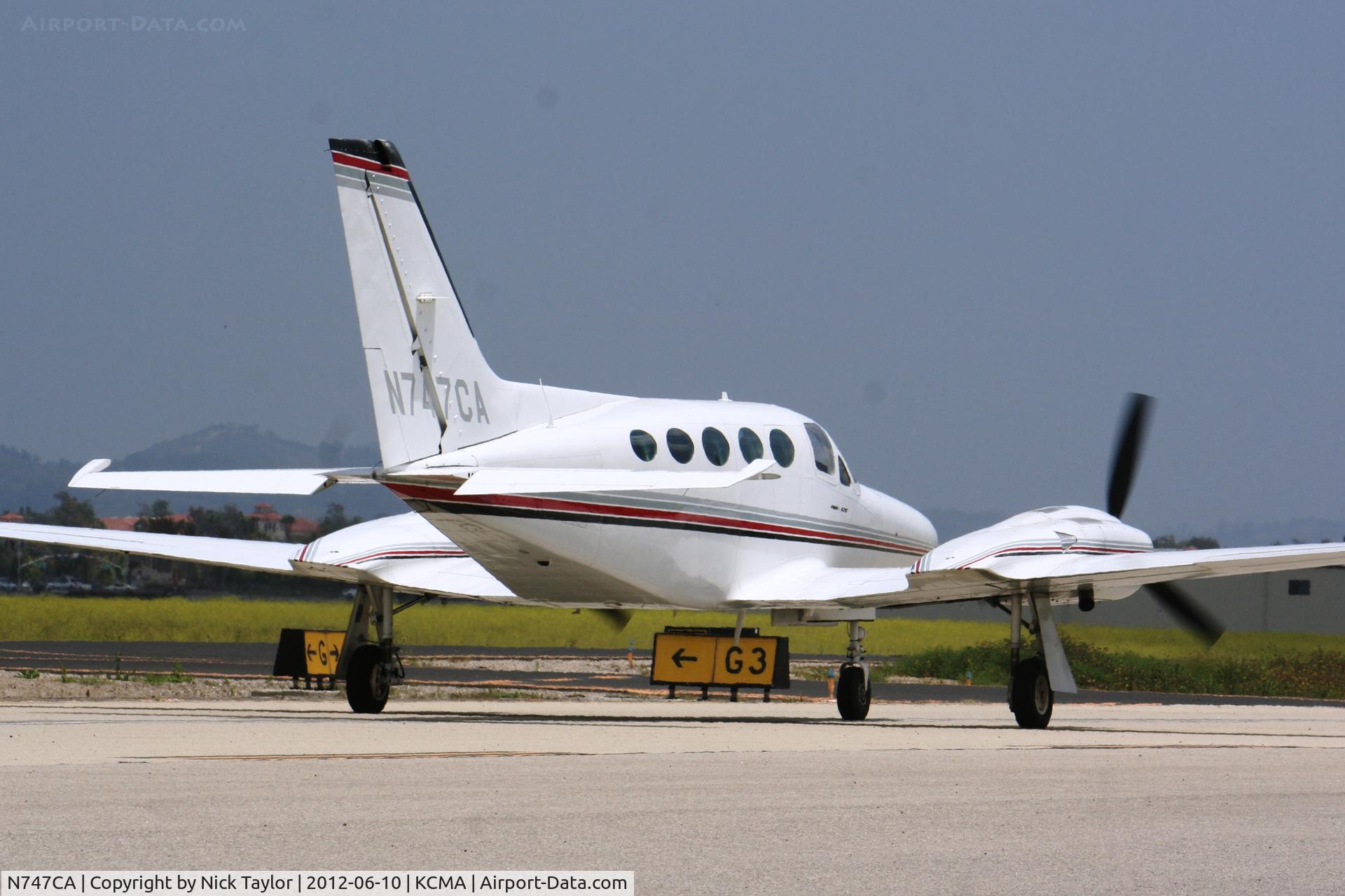 N747CA, Cessna 421C Golden Eagle C/N 421C0850, Taxiing