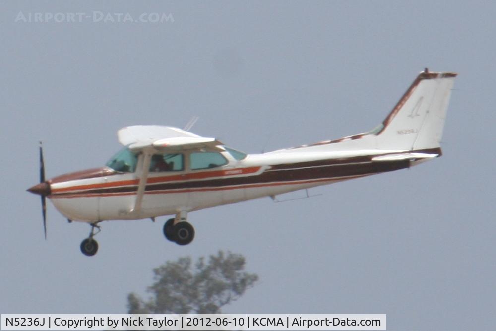 N5236J, Cessna 172S C/N 172S10966, Landing 26