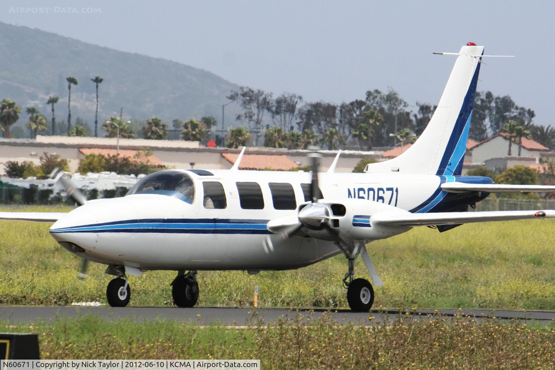 N60671, Piper Aerostar 600 C/N 6006627961209, Smart looking aerostar