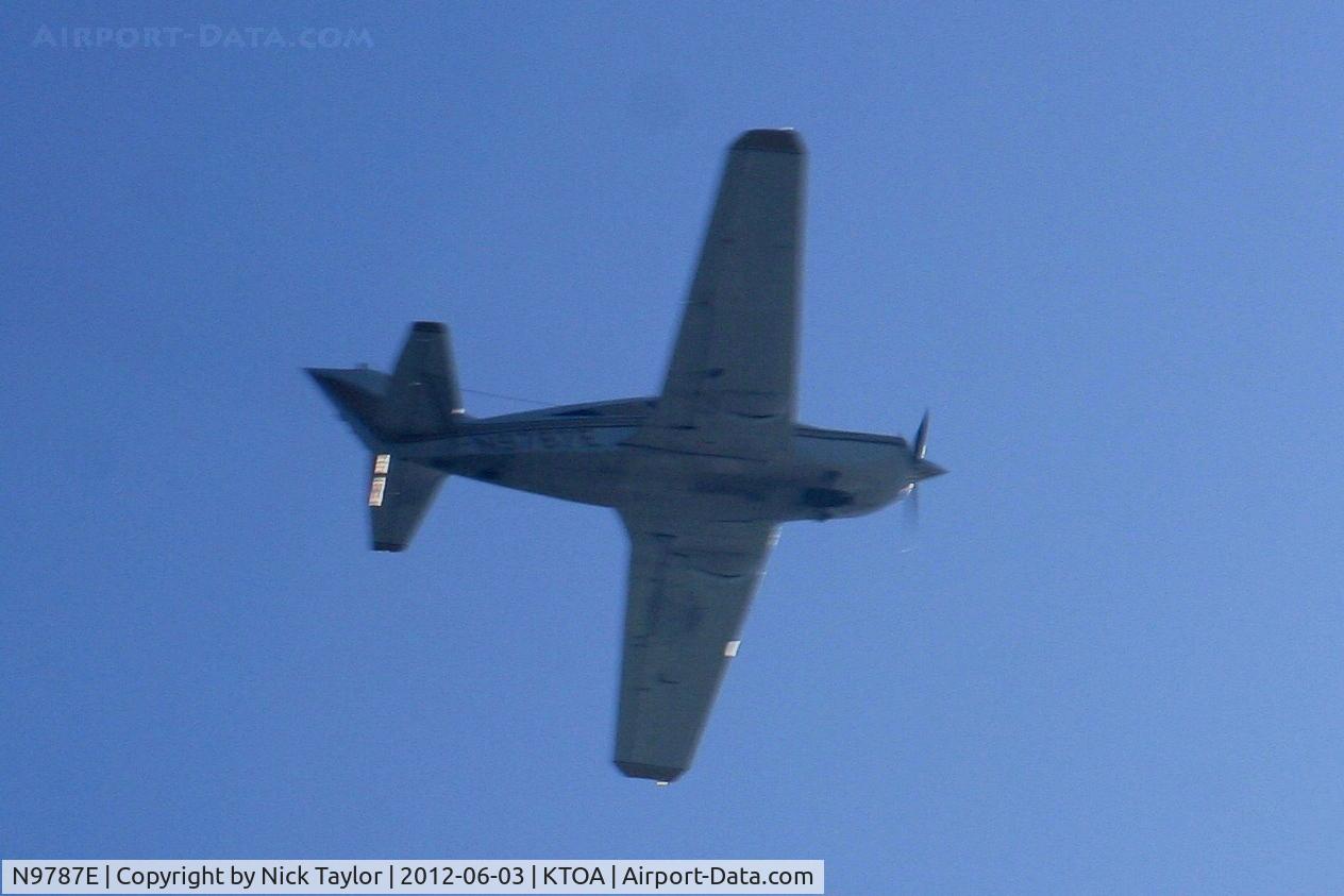 N9787E, 1976 Bellanca 17-30A Viking C/N 76-30846, Cruising over the San Pedro area