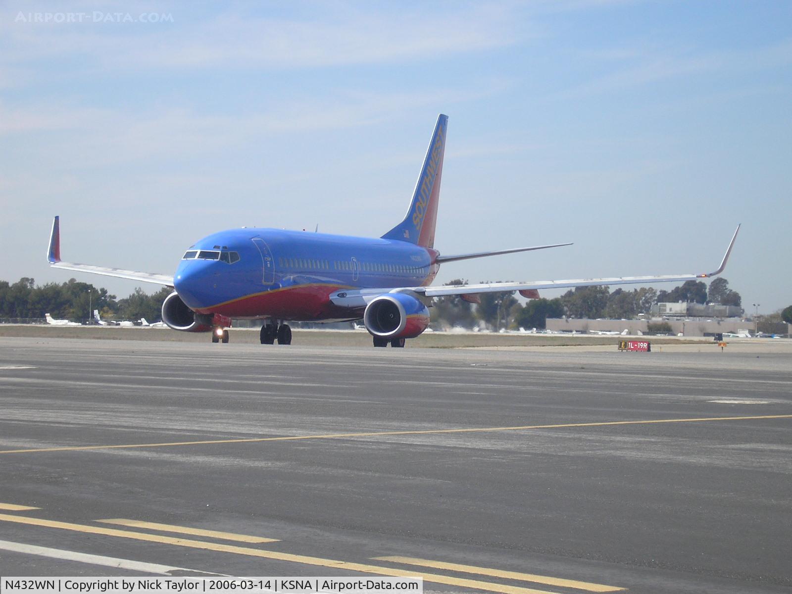 N432WN, 2003 Boeing 737-7H4 C/N 33715, Just landed 19R