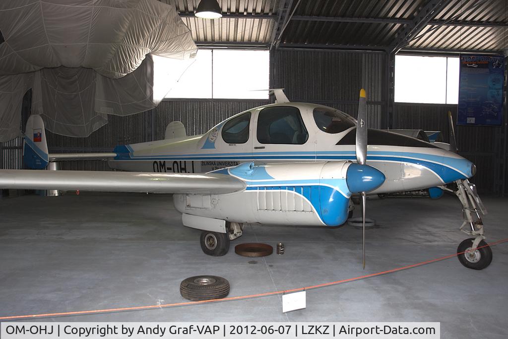 OM-OHJ, Let L-200 Morava C/N 170321, Let L-200
