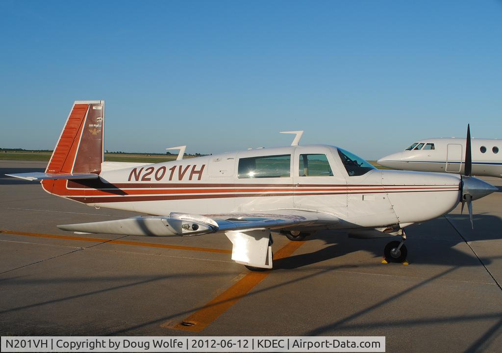 N201VH, 1977 Mooney M20J 201 C/N 24-0397, Return visit to Decatur, Illinois.  4-Seater.
