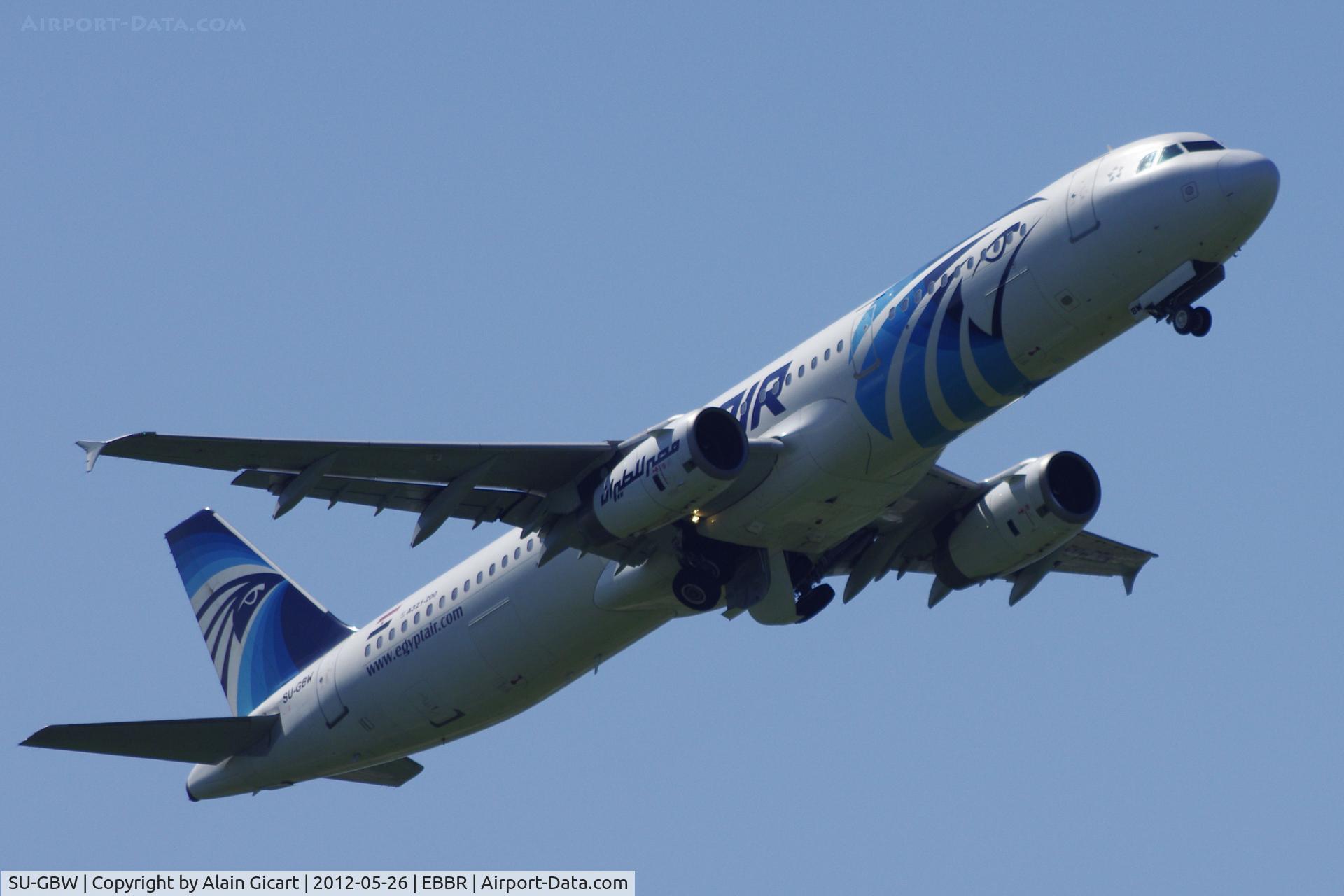 SU-GBW, 1997 Airbus A321-231 C/N 725, Take off