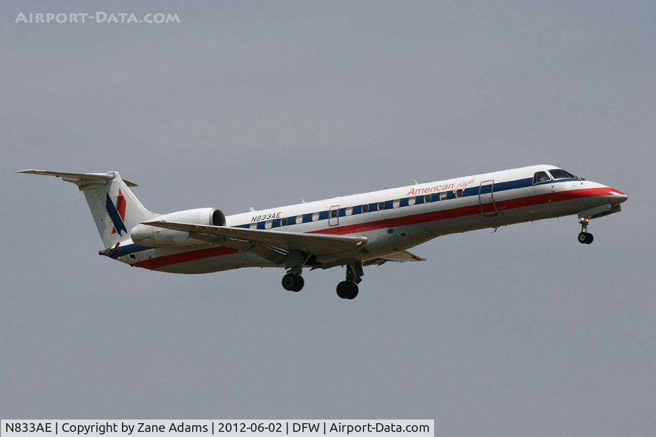 N833AE, 2002 Embraer ERJ-140LR (EMB-135KL) C/N 145629, American Eagle landing at DFW Airport