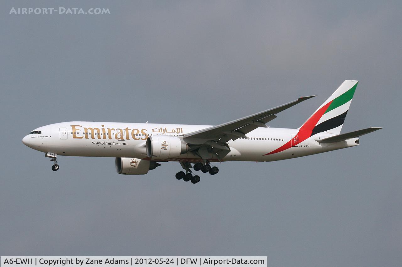 A6-EWH, 2008 Boeing 777-21H/LR C/N 35587, Emirates 777 landing at DFW Airport