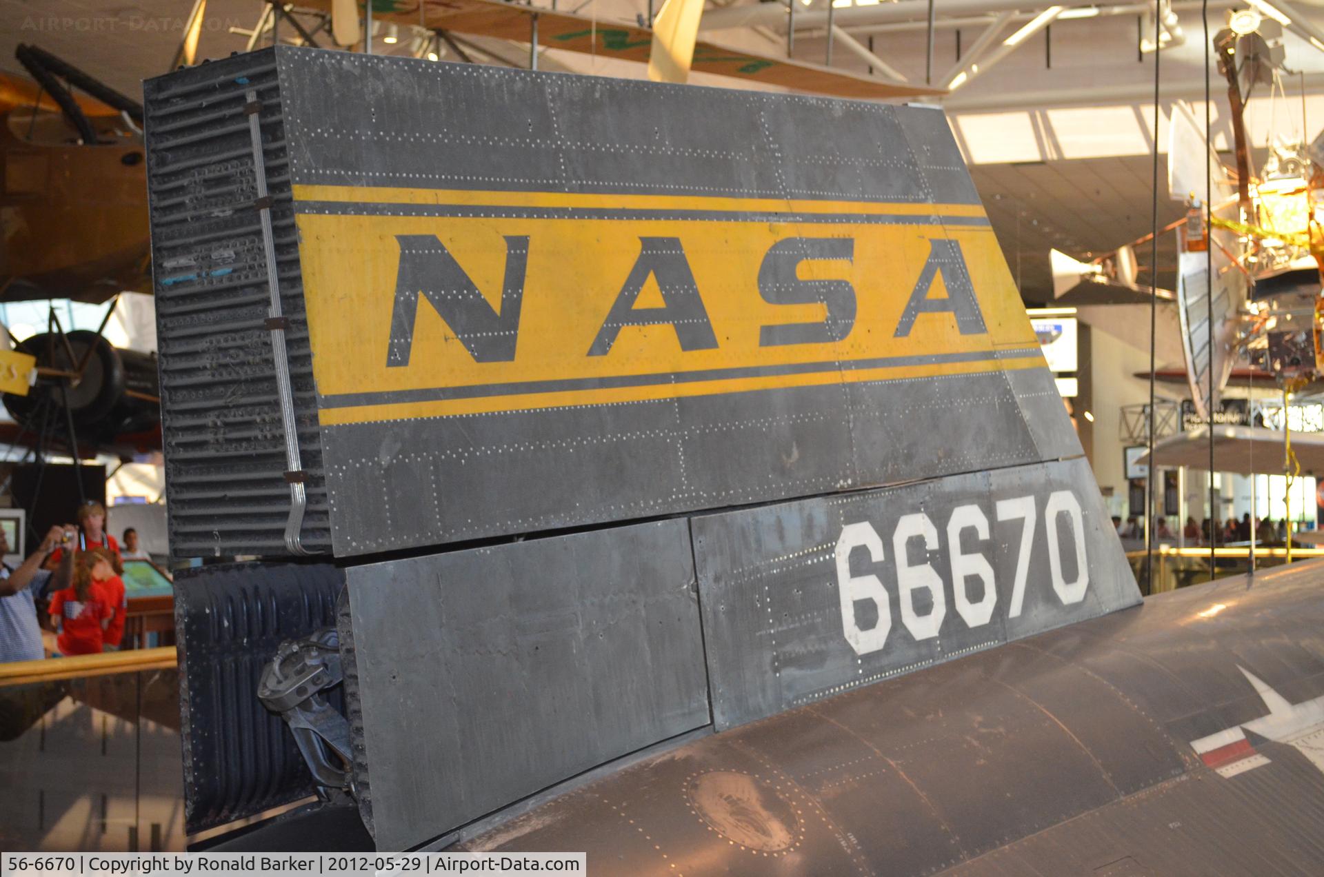 56-6670, 1956 North American X-15A C/N 240-1, Air and Space Museum