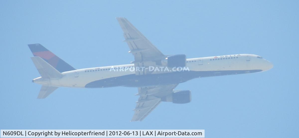 N609DL, 1985 Boeing 757-232 C/N 22816, Up in the marine layer on a 14 to 15 mile final for runway 25