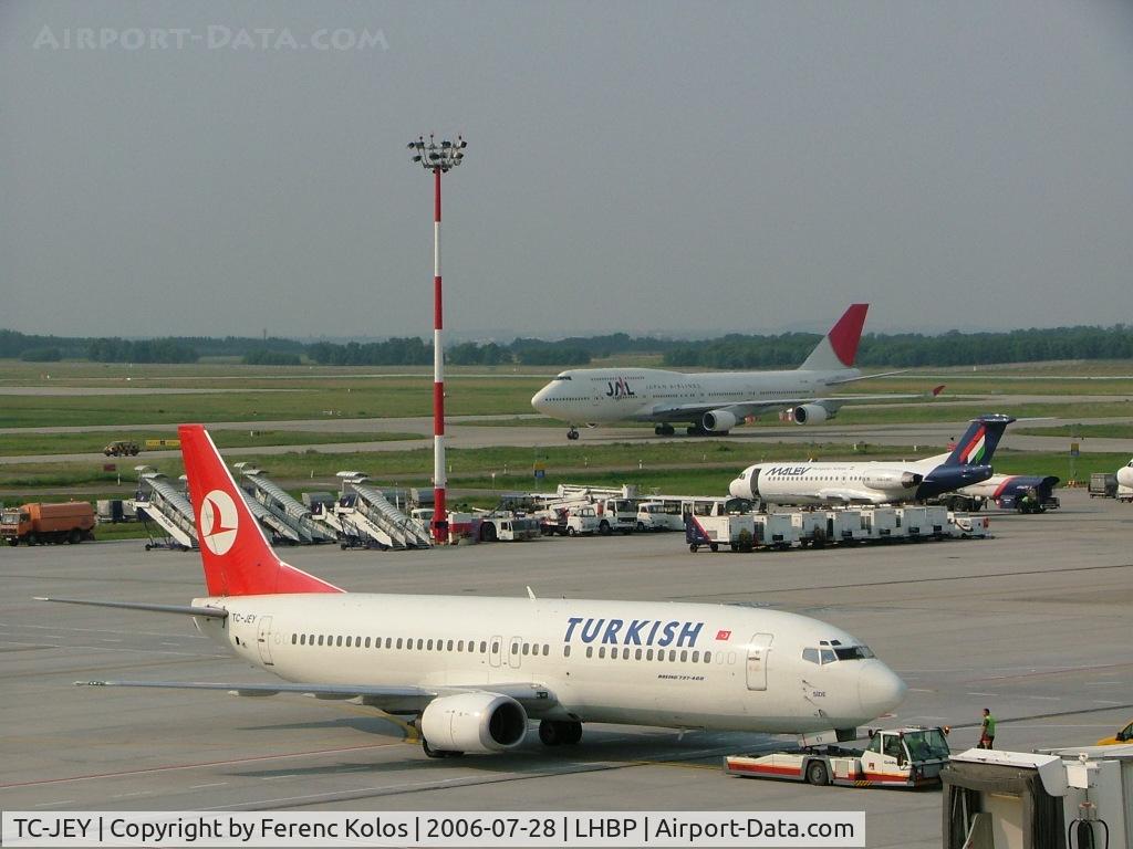 TC-JEY, 1993 Boeing 737-4Y0 C/N 26086, Ferihegy