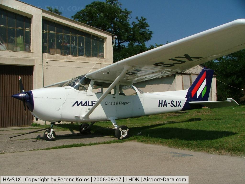 HA-SJX, 1978 Cessna 172N C/N 17270653, Dunakeszi