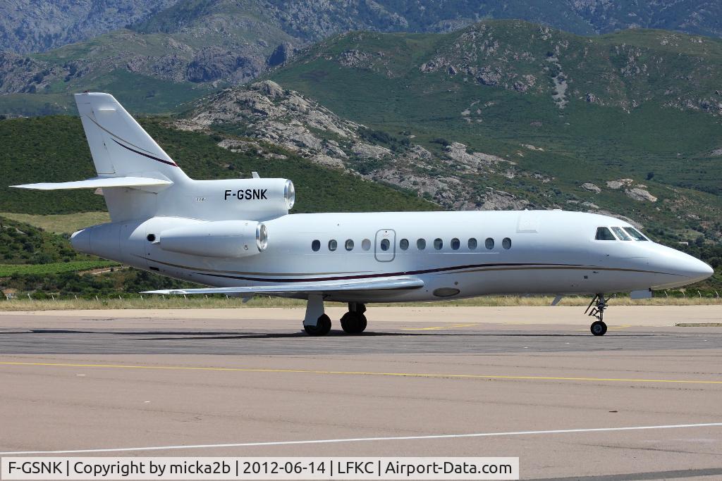 F-GSNK, 1992 Dassault Falcon 900 C/N 115, Parked
