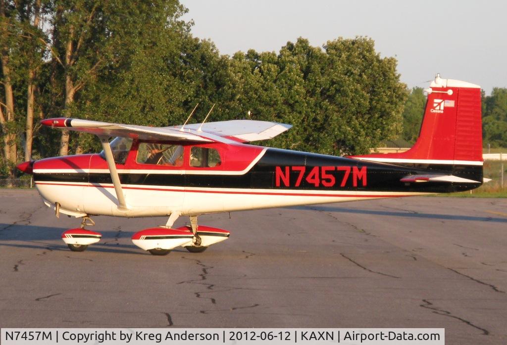 N7457M, 1959 Cessna 175 Skylark C/N 55757, Cessna 175 Skylark taxiing to its hangar.