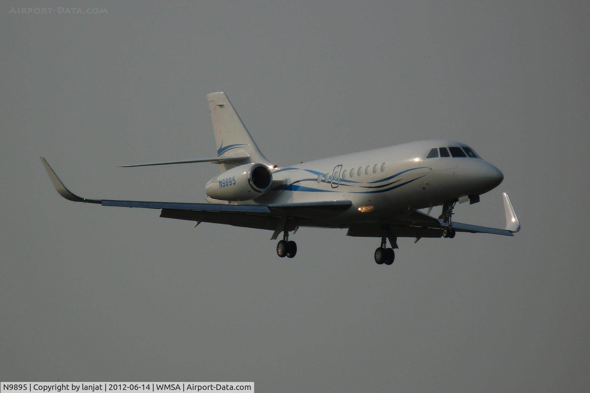 N9895, Dassault Falcon 2000EX C/N 184, Evening Arrival