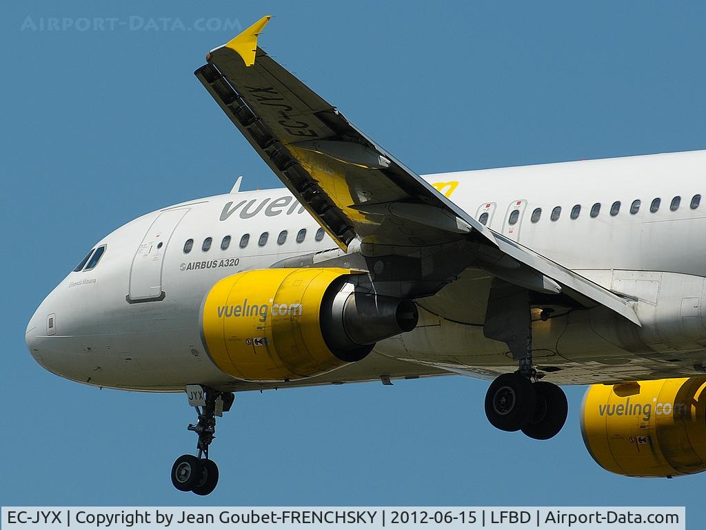 EC-JYX, 2006 Airbus A320-214 C/N 2962, VUELING 2915 from BCN landing 23