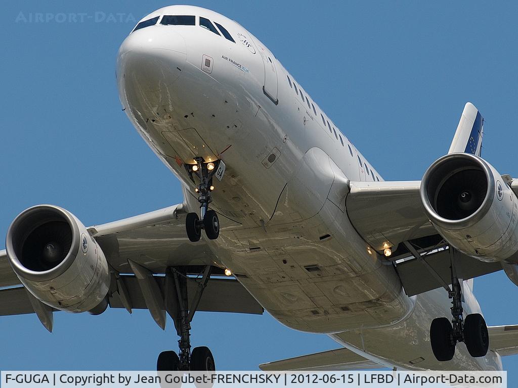 F-GUGA, 2002 Airbus A318-111 C/N 2035, AF6260 from Paris Orly landing 23