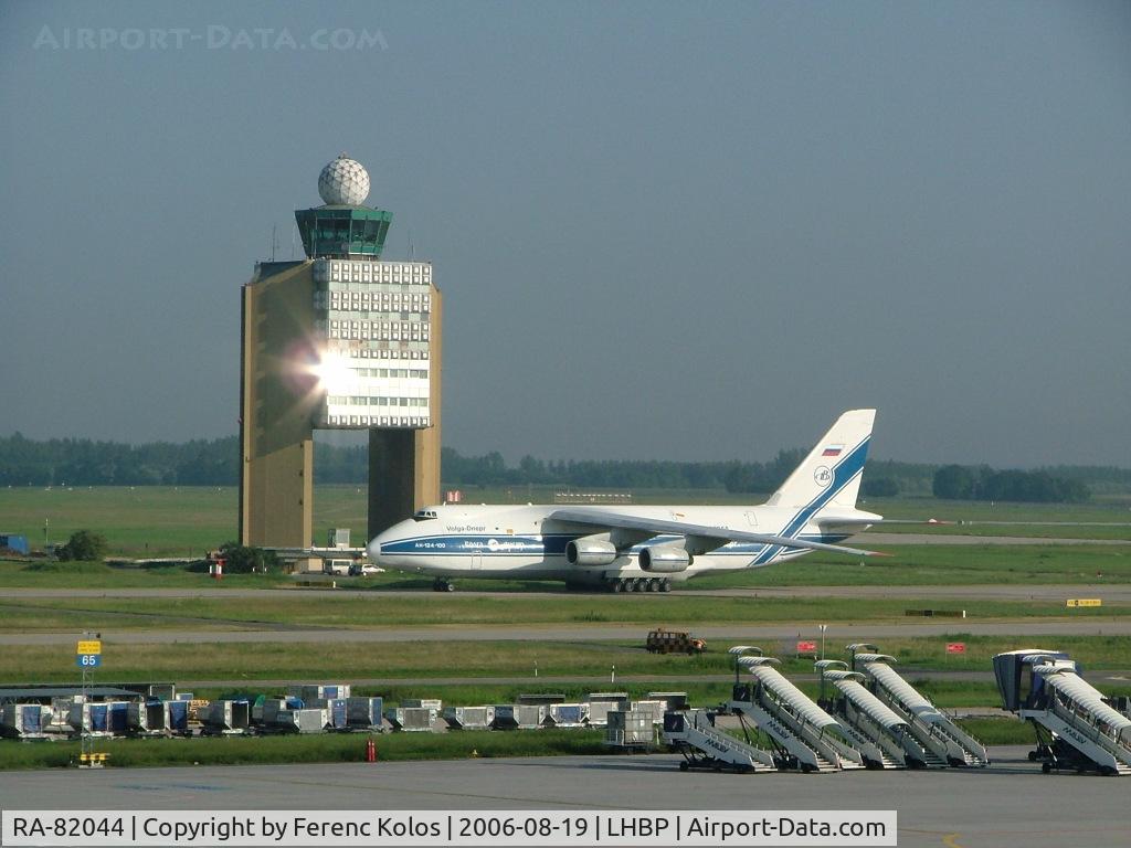RA-82044, 1991 Antonov An-124-100 Ruslan C/N 9773054155109, Ferihegy