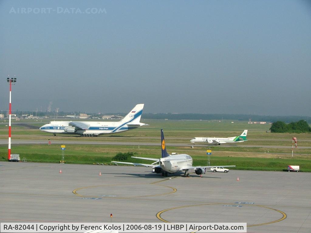 RA-82044, 1991 Antonov An-124-100 Ruslan C/N 9773054155109, Ferihegy