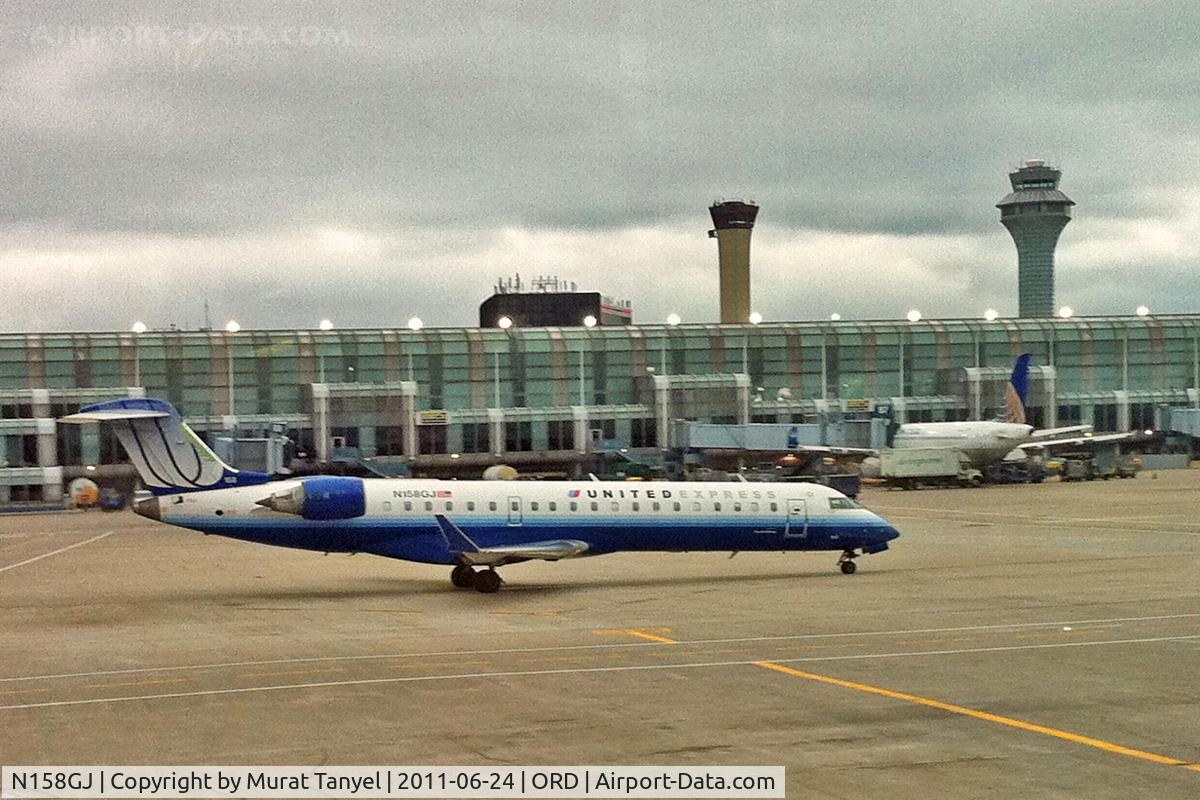 N158GJ, 2005 Bombardier CRJ-702 (CL-600-2C10) Regional Jet C/N 10237, Taxiing at Chicago O'Hare