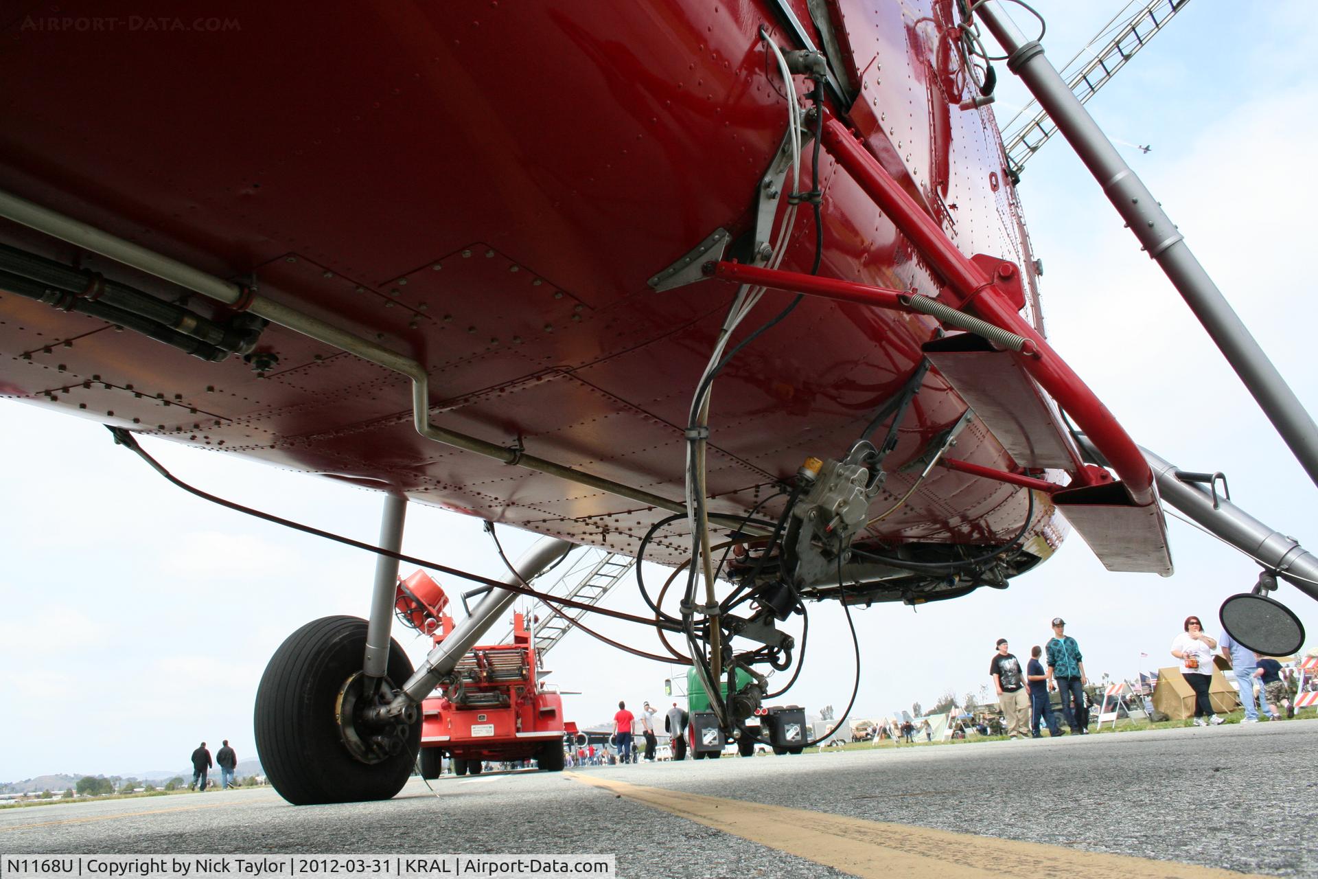 N1168U, 1958 Sikorsky S-58ET C/N 58-1070, Belly shot