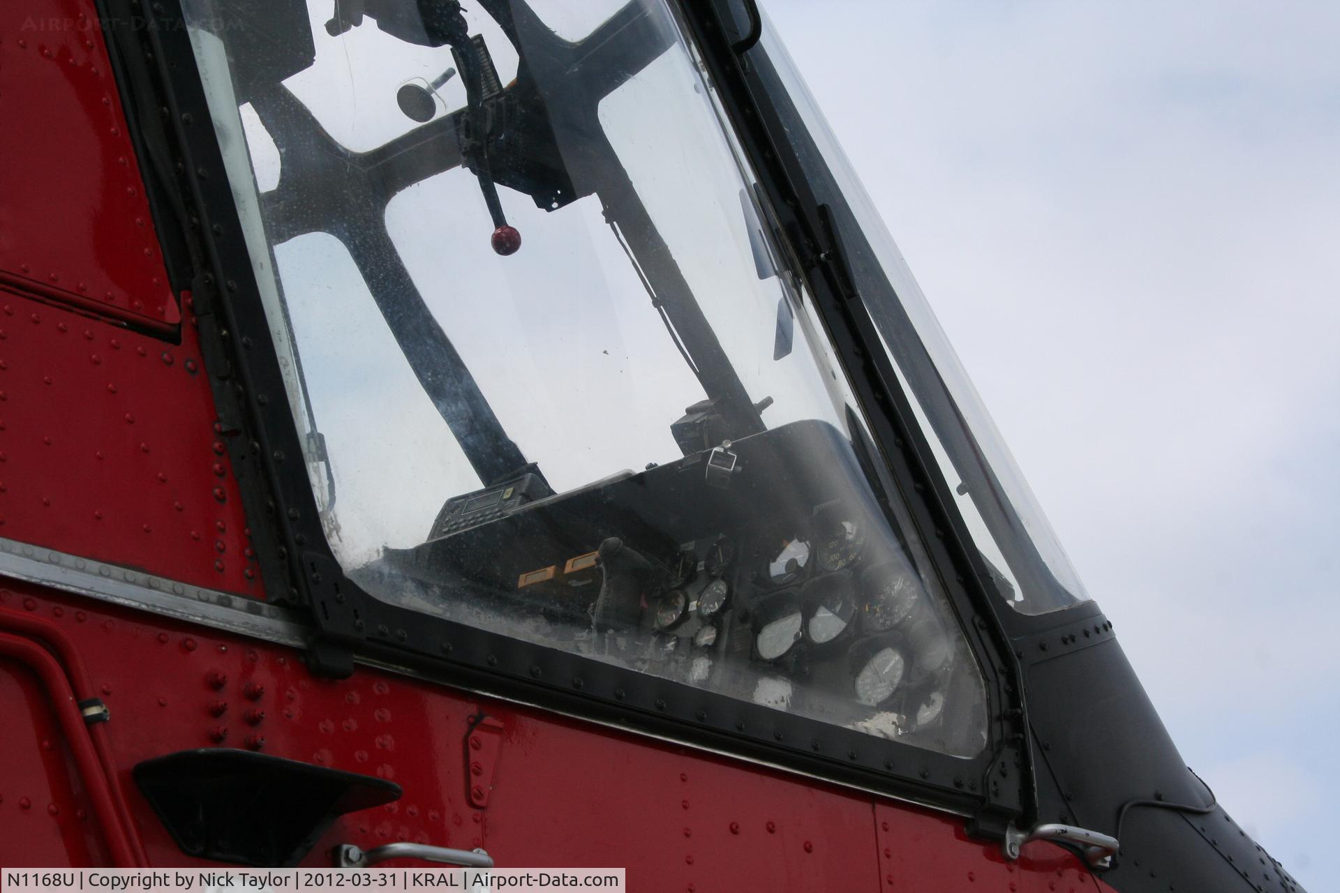 N1168U, 1958 Sikorsky S-58ET C/N 58-1070, Cabin