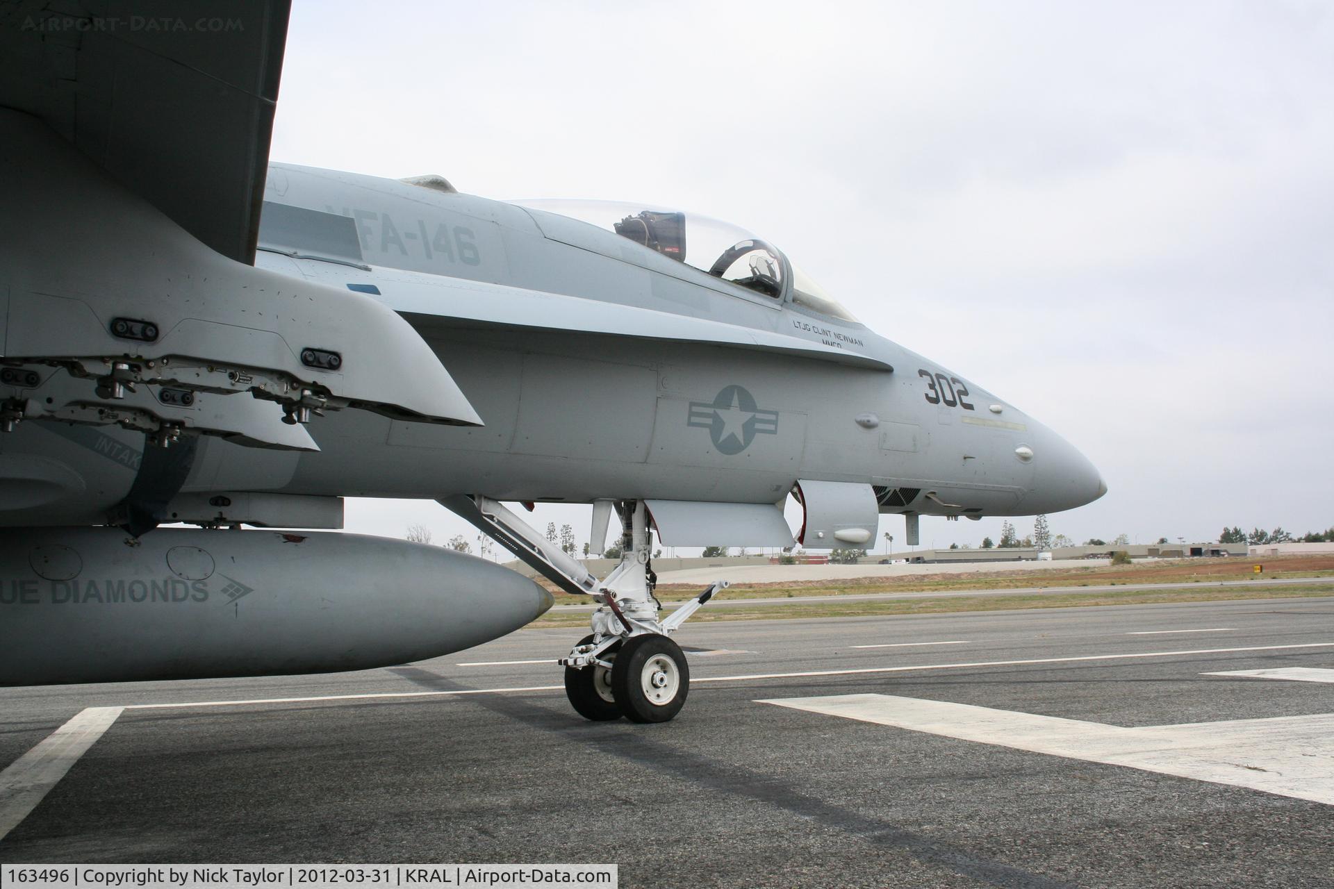 163496, 1988 McDonnell Douglas F/A-18C Hornet C/N 0735/C052, VFA-146 Blue Diamonds