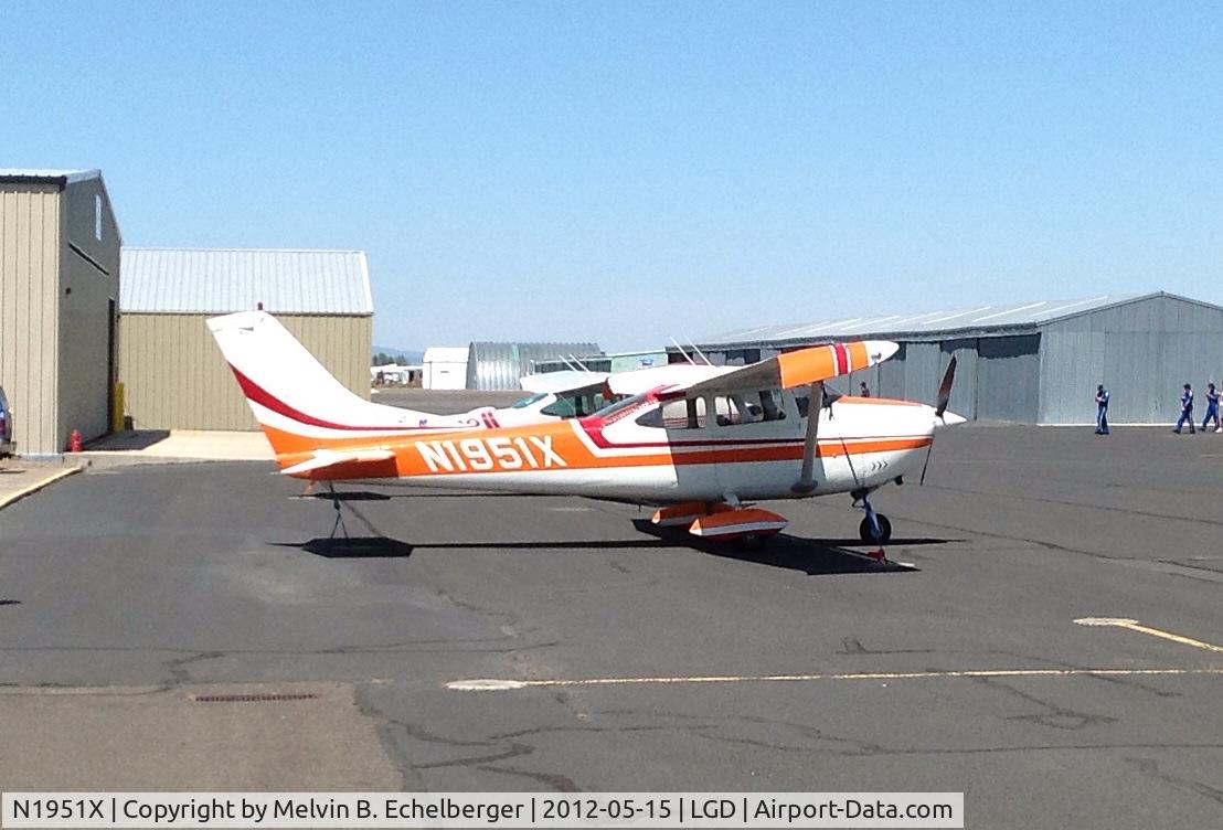 N1951X, 1965 Cessna 182H Skylane C/N 18256051, We were in La Grande for the OPA Board meeting.