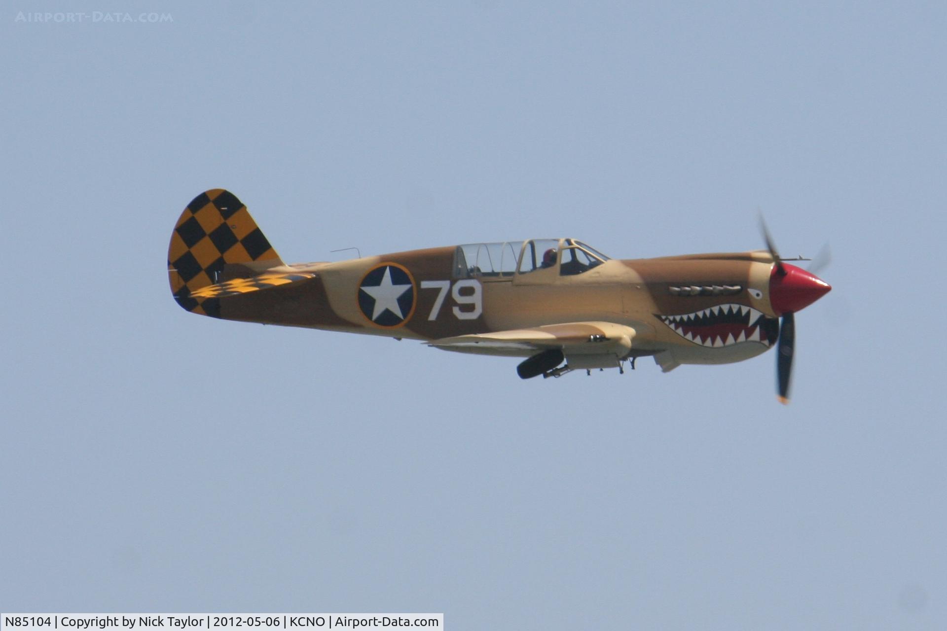 N85104, Curtiss P-40N-5CU Kittyhawk C/N 28954/F858, Gear hanging