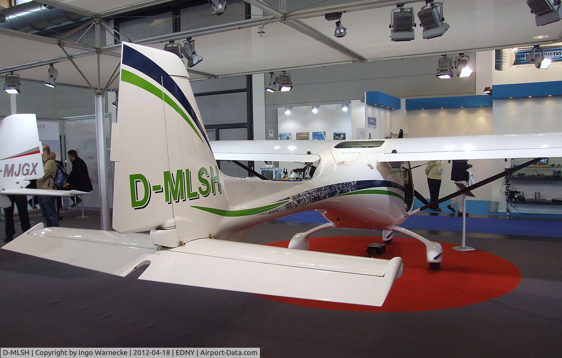 D-MLSH, Remos GX eLITE C/N 393, Remos GX eLITE at the AERO 2012, Friedrichshafen