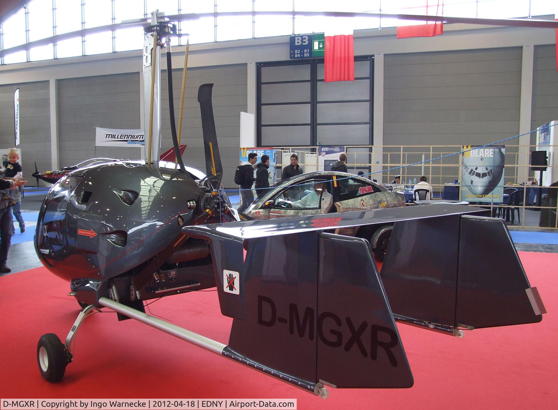 D-MGXR, Celier Xenon C/N CA714475R, Celier Xenon at the AERO 2012, Friedrichshafen
