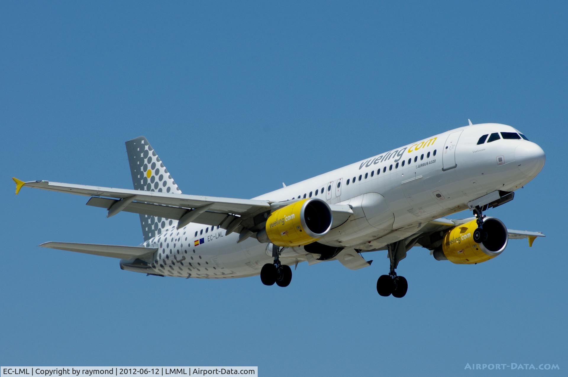EC-LML, 2011 Airbus A320-214 C/N 4742, A320 EC-LML Vueling