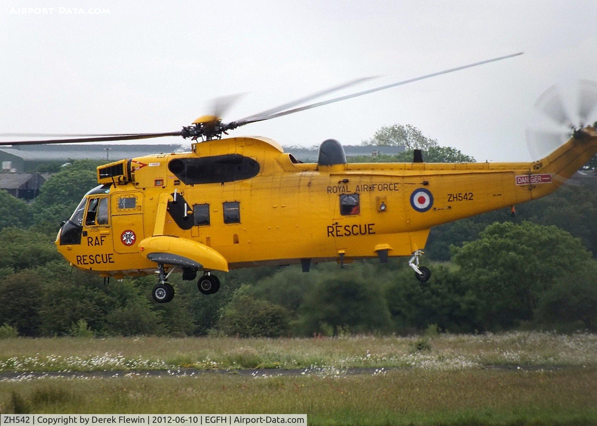 ZH542, Westland Sea King HAR.3A C/N WA1008, Departing EGFH en route RMB Chivenor.