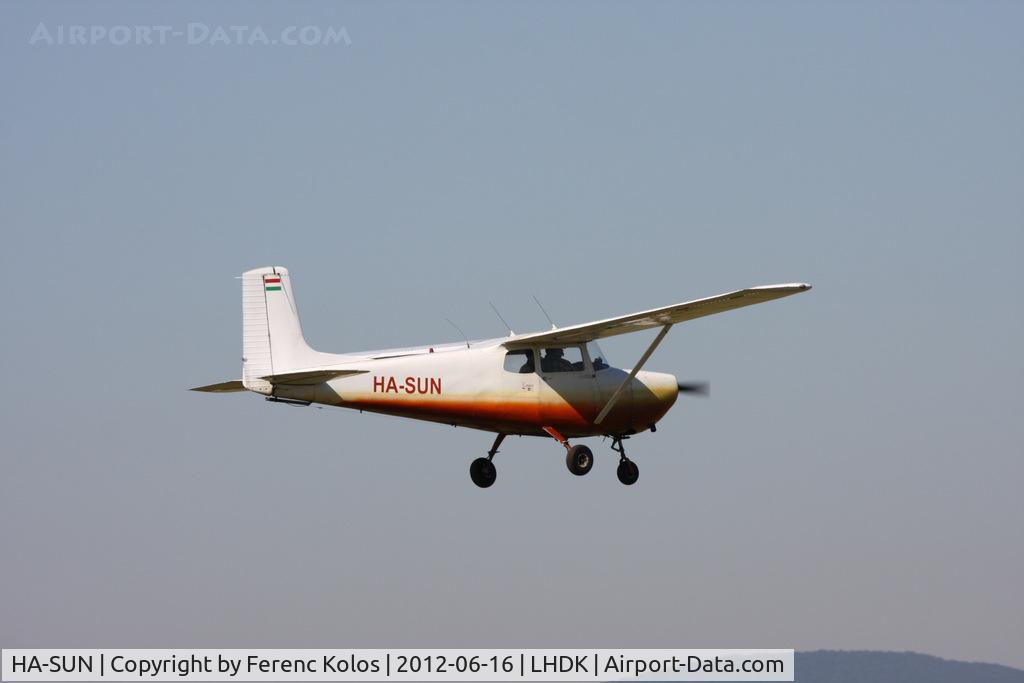 HA-SUN, 1958 Cessna 172 C/N 36536, Dunakeszi