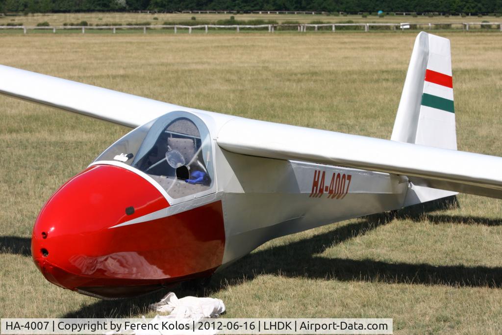 HA-4007, Schleicher K-8B C/N 8569, Dunakeszi
