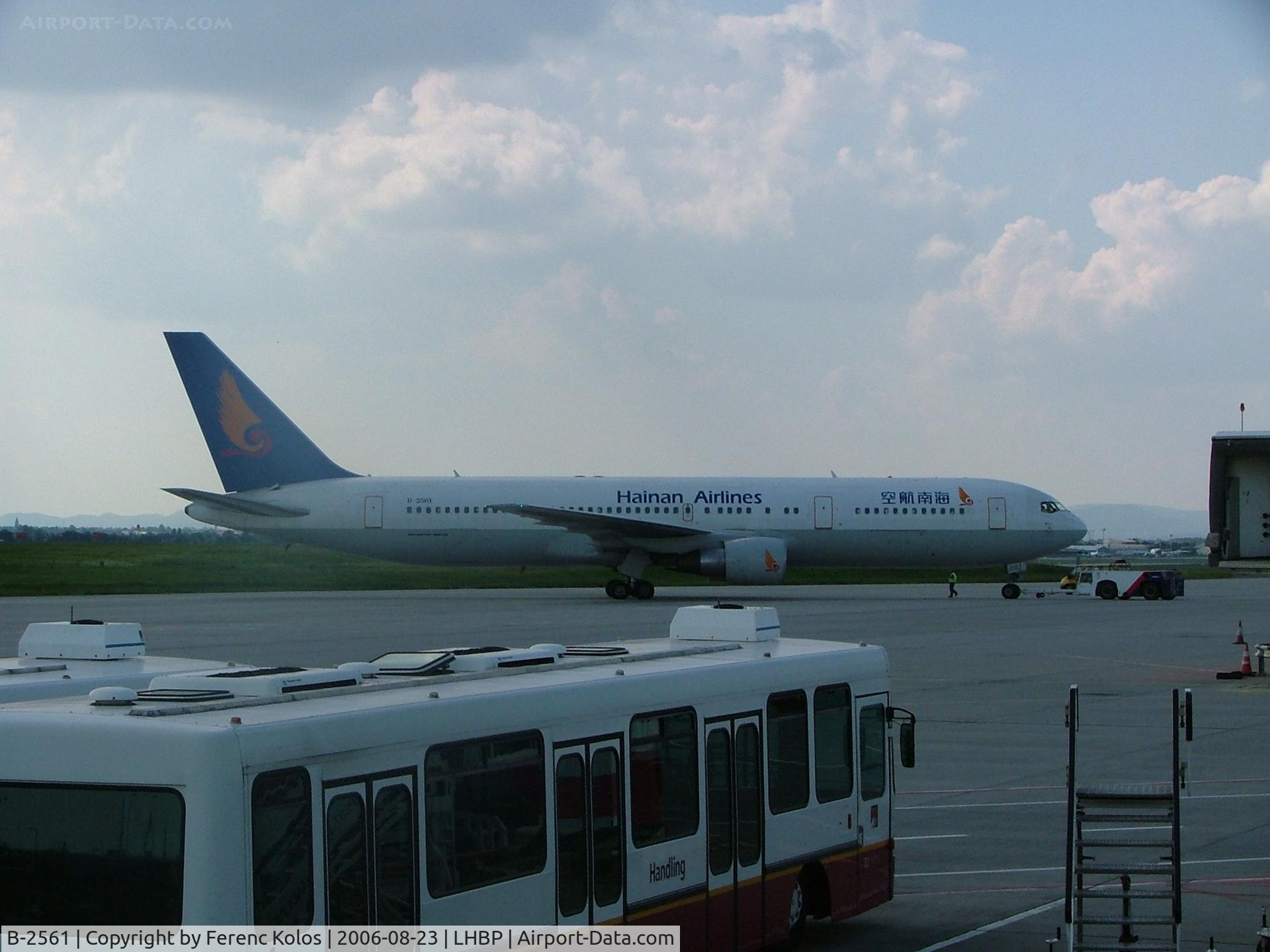 B-2561, 1992 Boeing 767-375F/ER C/N 25865, Ferihegy