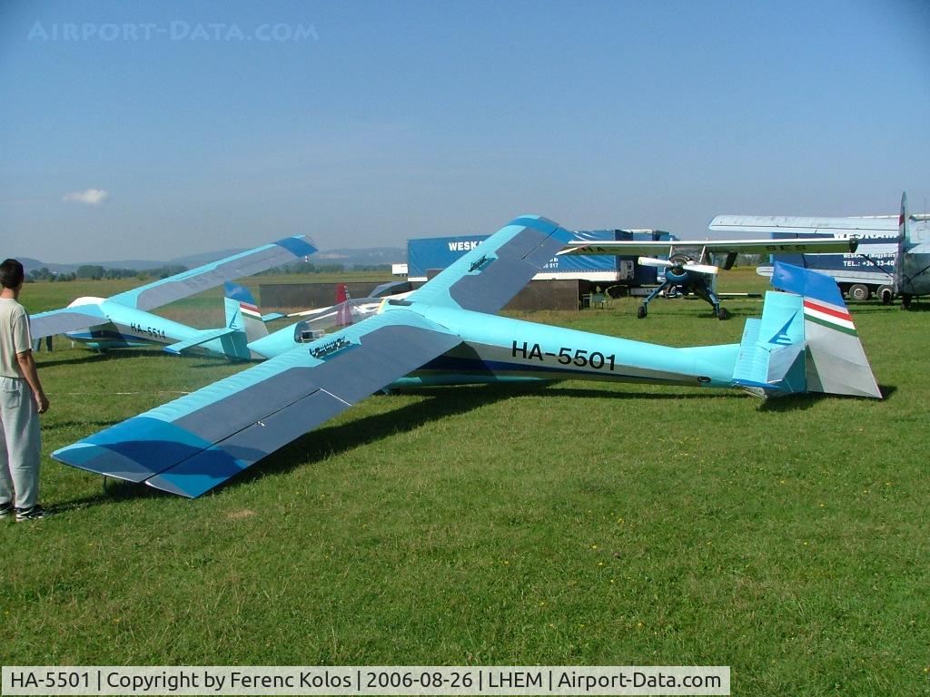 HA-5501, 1983 Rubik R-26SU Góbé 82 C/N AA800002, Esztergom