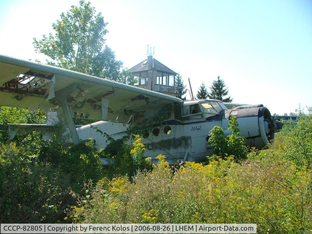 CCCP-82805, 1975 PZL-Mielec AN-2R C/N 1G166-23, Esztergom