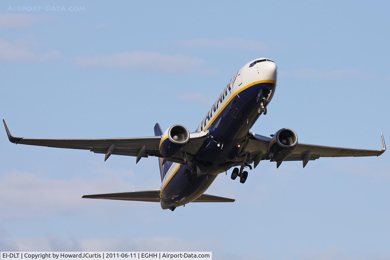 EI-DLT, 2006 Boeing 737-8AS C/N 33597, Climbing away in the evening.