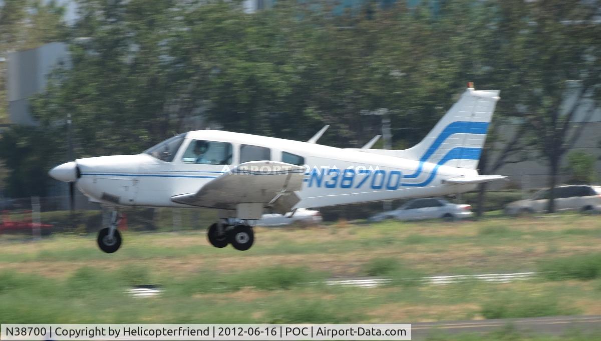 N38700, 1978 Piper PA-28-181 C/N 28-7890001, Almost down on 26L
