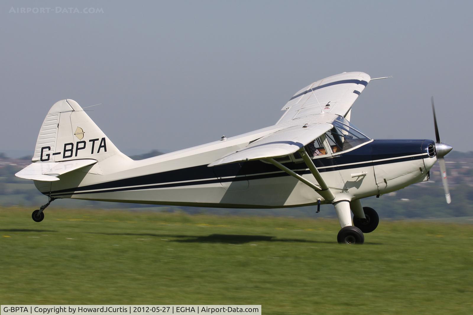 G-BPTA, 1947 Stinson 108-2 Voyager C/N 108-3429, Landing in tricky conditions.