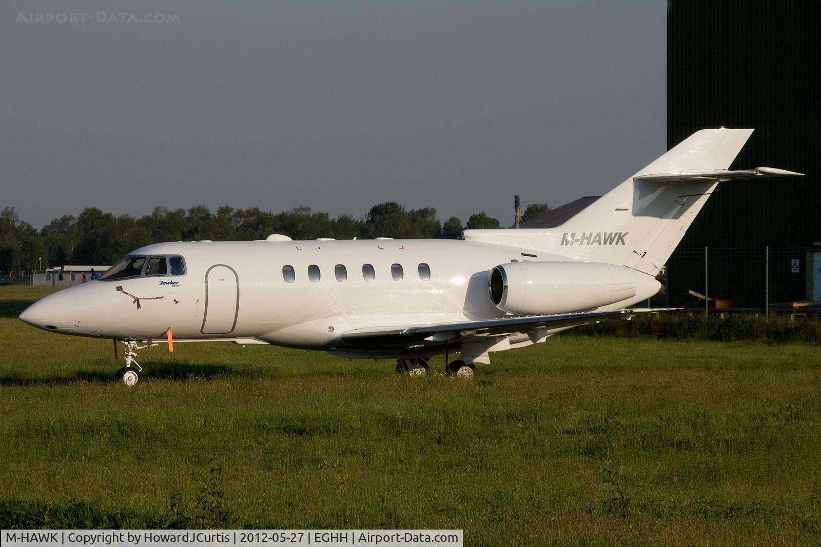 M-HAWK, 2000 Raytheon Hawker 800XP C/N 258494, Early morning shot.