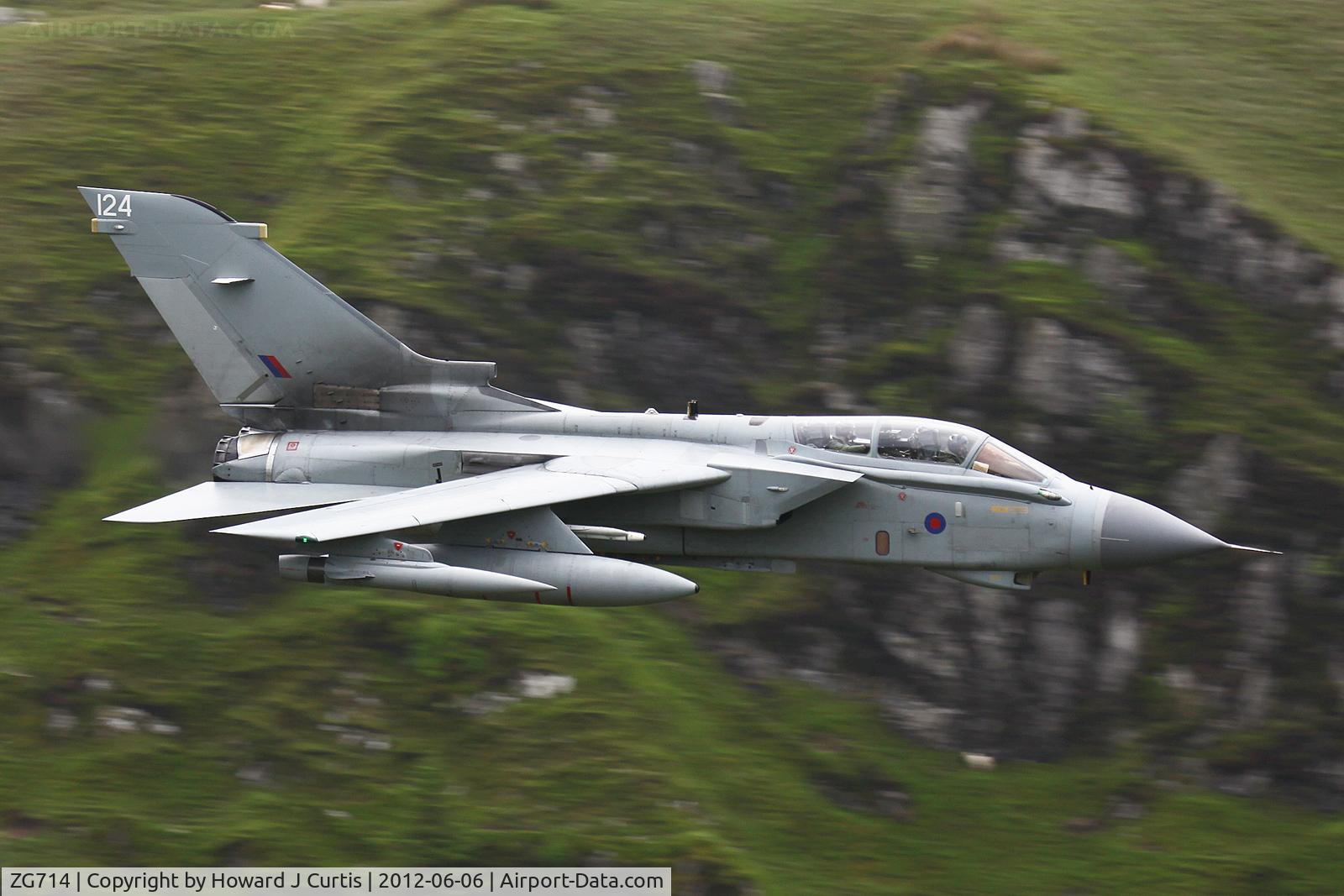 ZG714, 1990 Panavia Tornado GR.4A C/N 825/BS181/3397, Flying through the Mach Loop.