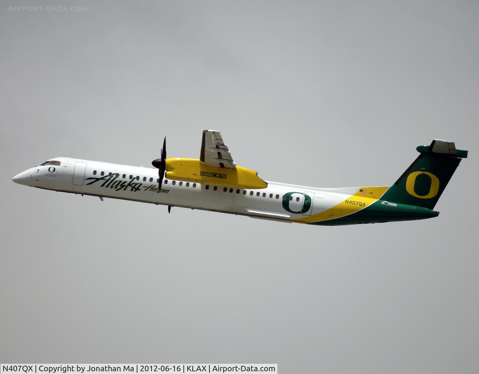 N407QX, 2001 Bombardier DHC-8-402 Dash 8 C/N 4049, University of Oregon