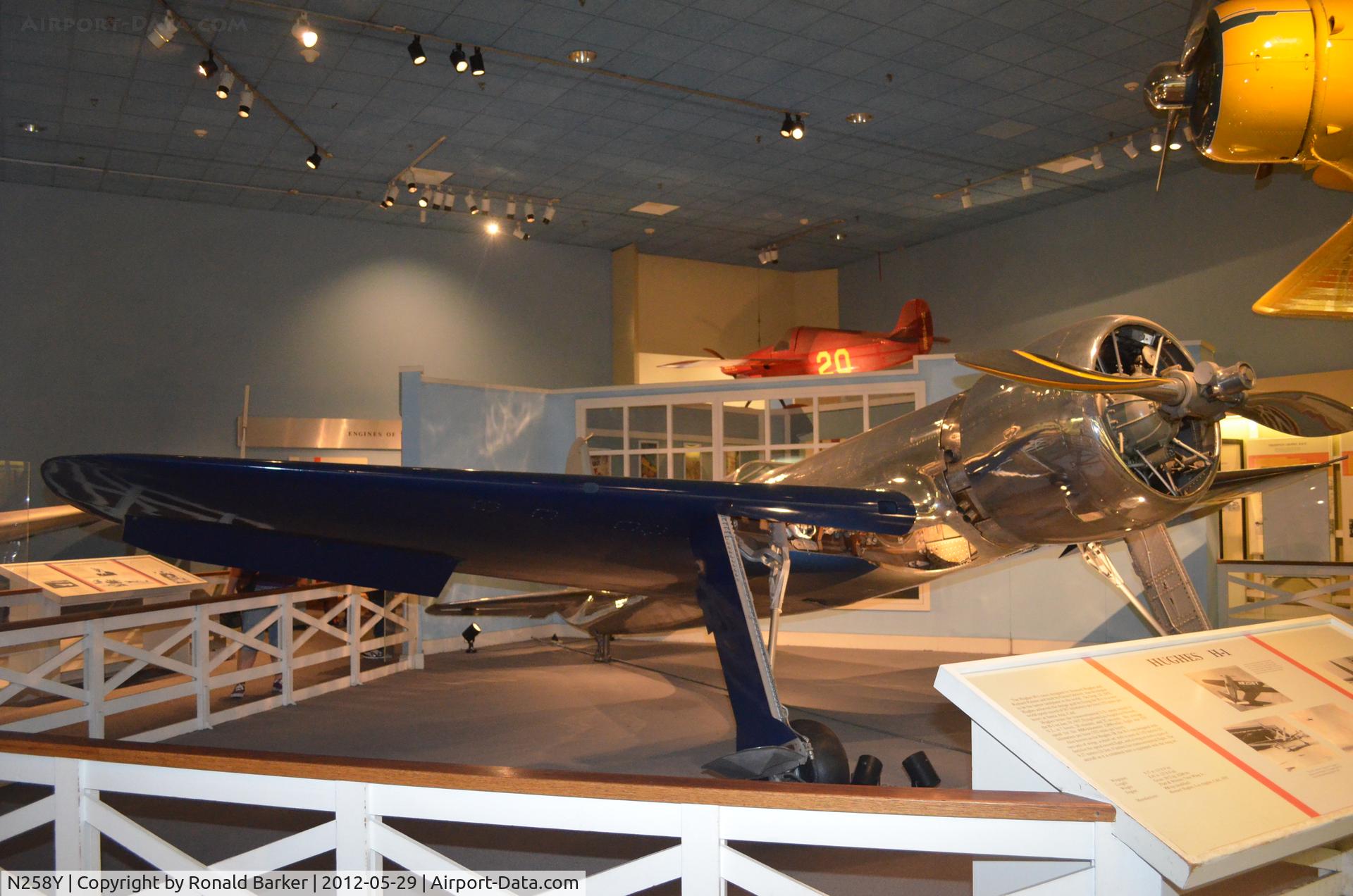N258Y, 1935 Hughes H-1 C/N 1, Air and Space Museum