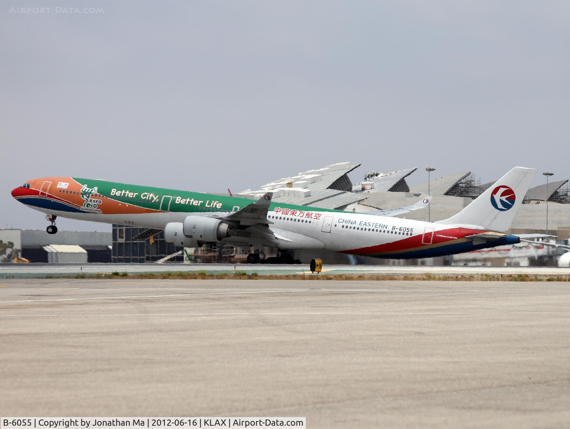 B-6055, 2004 Airbus A340-642 C/N 586, Late rotation