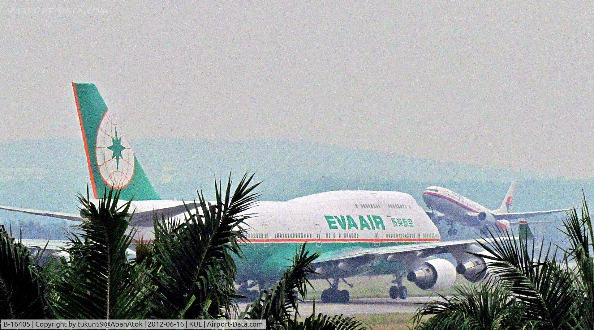 B-16405, 1993 Boeing 747-45E C/N 27142, EVA Airways