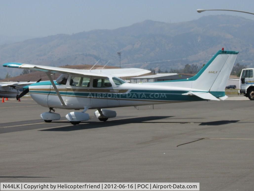 N44LK, 1979 Cessna 172N C/N 17273400, Parked in transient parking