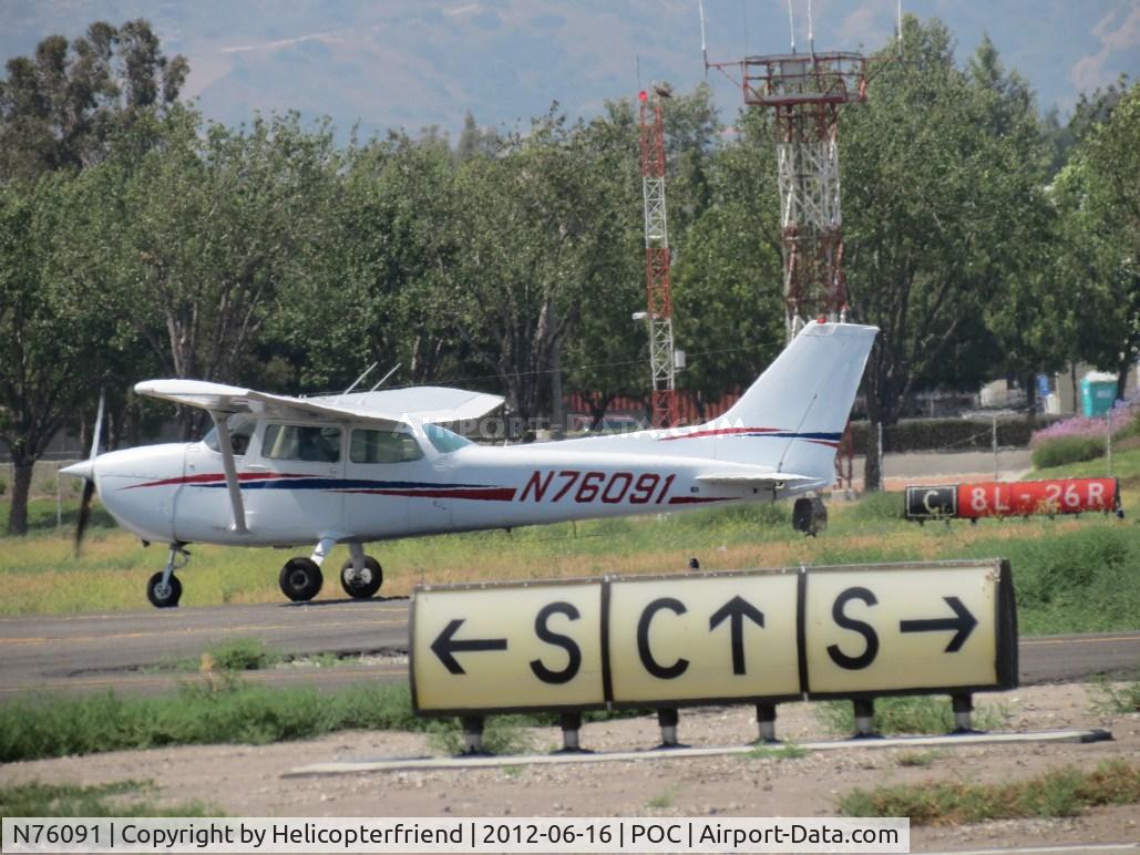 N76091, 1976 Cessna 172N C/N 17268121, Rolling out on 26L after landing