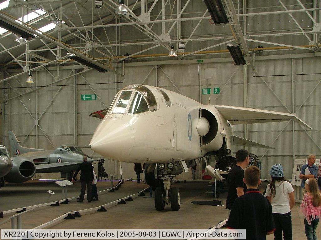 XR220, BAC TSR-2 C/N XO-2, Museum