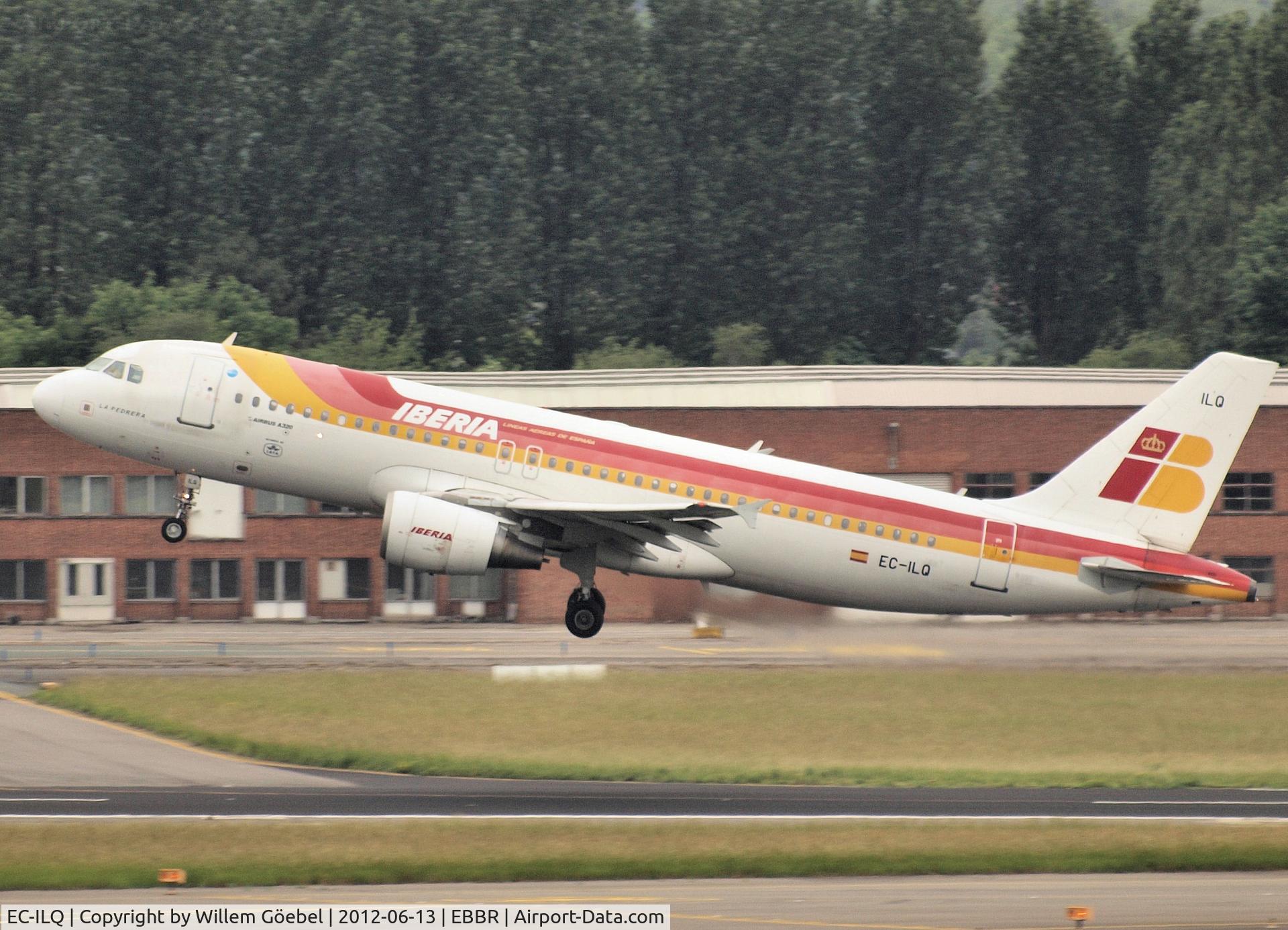 EC-ILQ, 2002 Airbus A320-214 C/N 1736, Take off from Brussel Airport