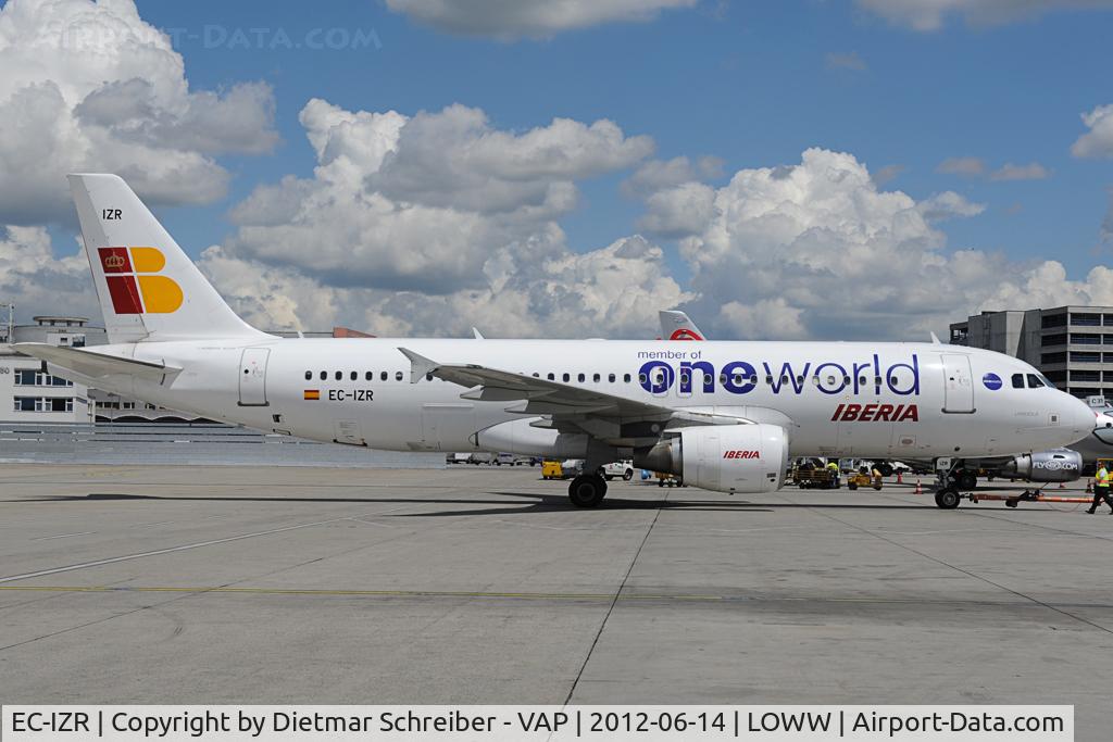 EC-IZR, 2004 Airbus A320-214 C/N 2242, Iberia Airbus 320